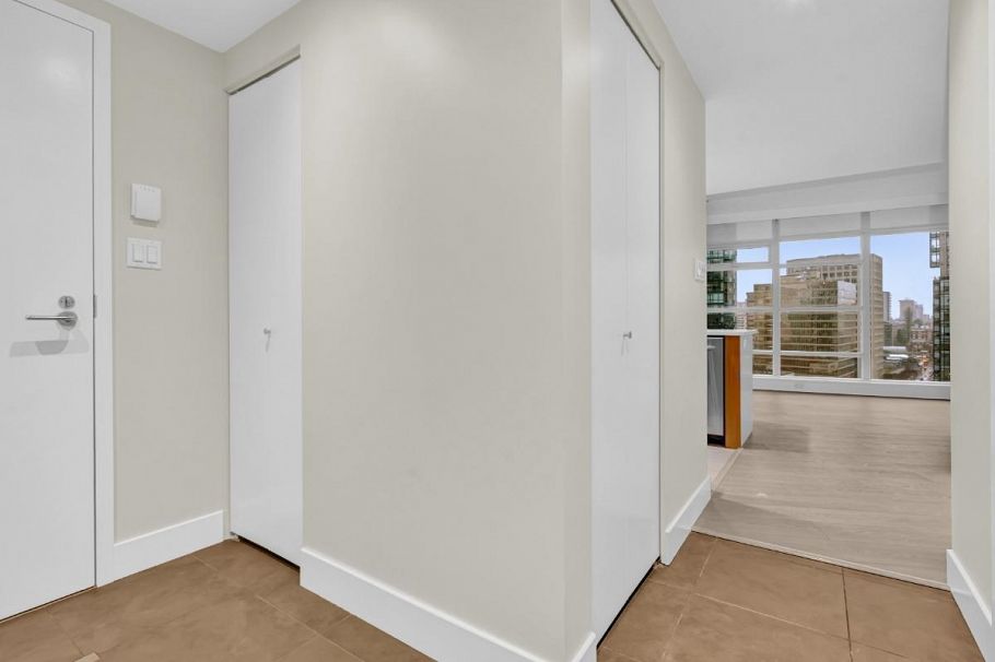 2305 1205 W Hastings Street Vancouver, BC - 8