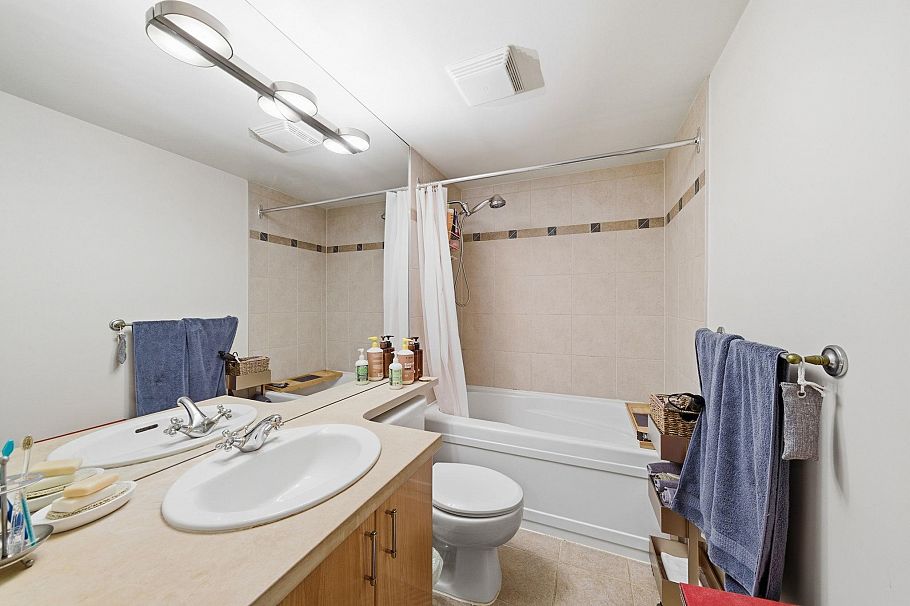 1808 193 Aquarius Mews Vancouver, BC - 23