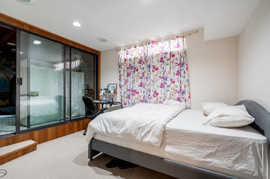 2940 Dresden Way North Vancouver, BC - 24