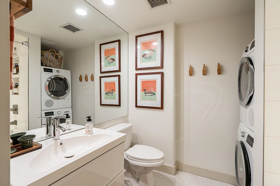 406 1072 Hamilton Street Vancouver, BC - 14