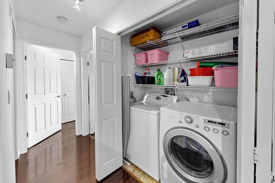 PH05 223 Mountain Highway North Vancouver, BC - 16