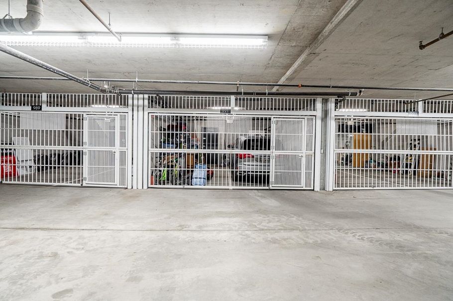 991 W 38th Avenue Vancouver, BC - 31