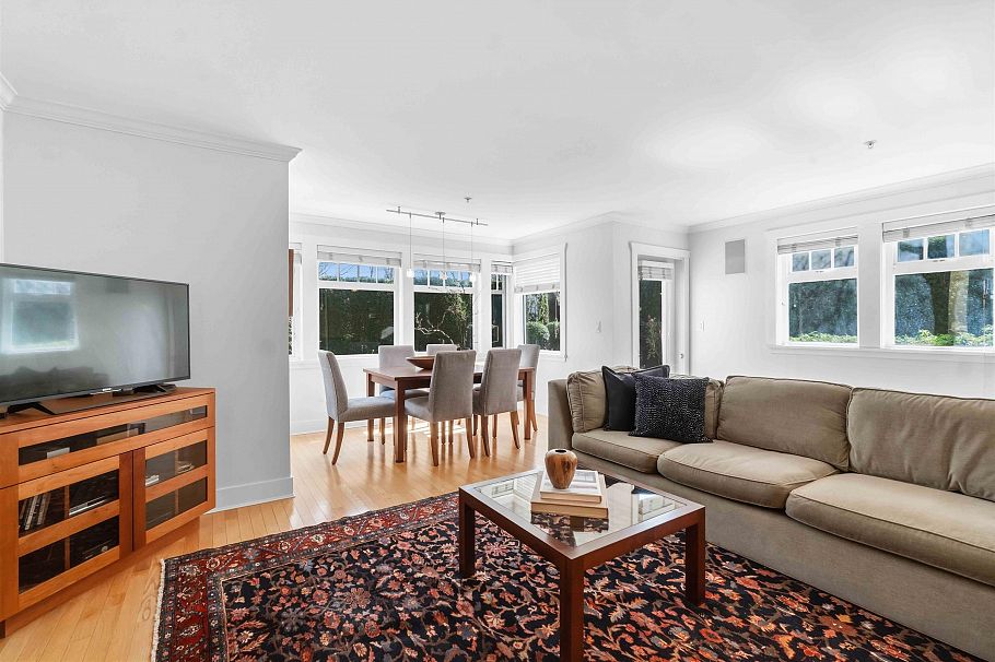 2420 Sasamat Street Vancouver, BC - 7