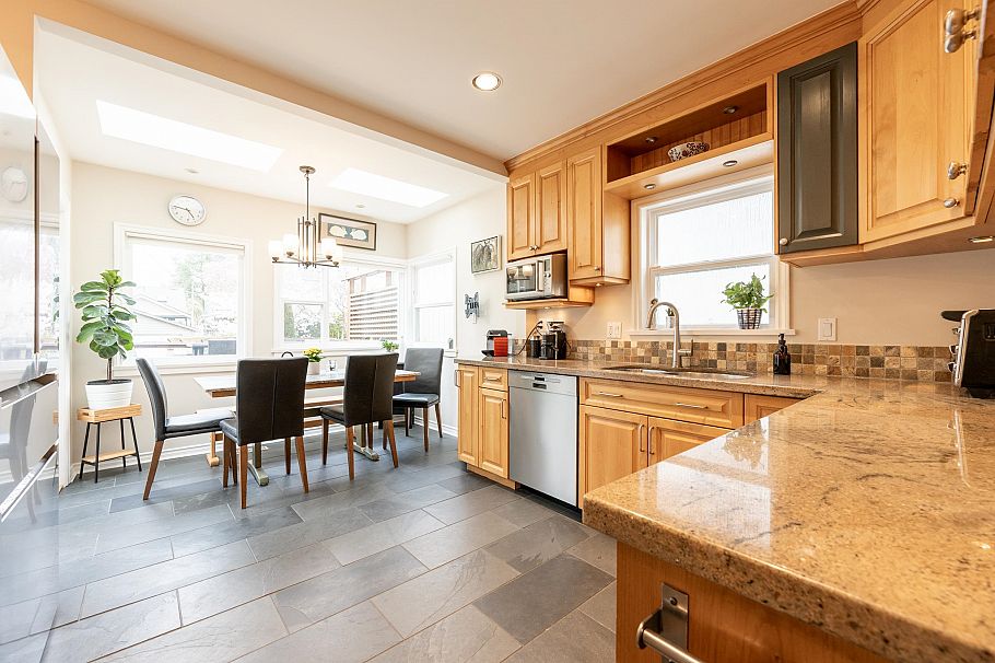 4047 W 32nd Avenue Vancouver, BC - 5