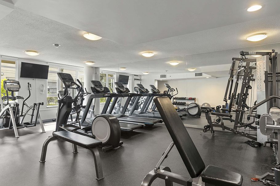 706 1650 W 7th Avenue Vancouver, BC - 35