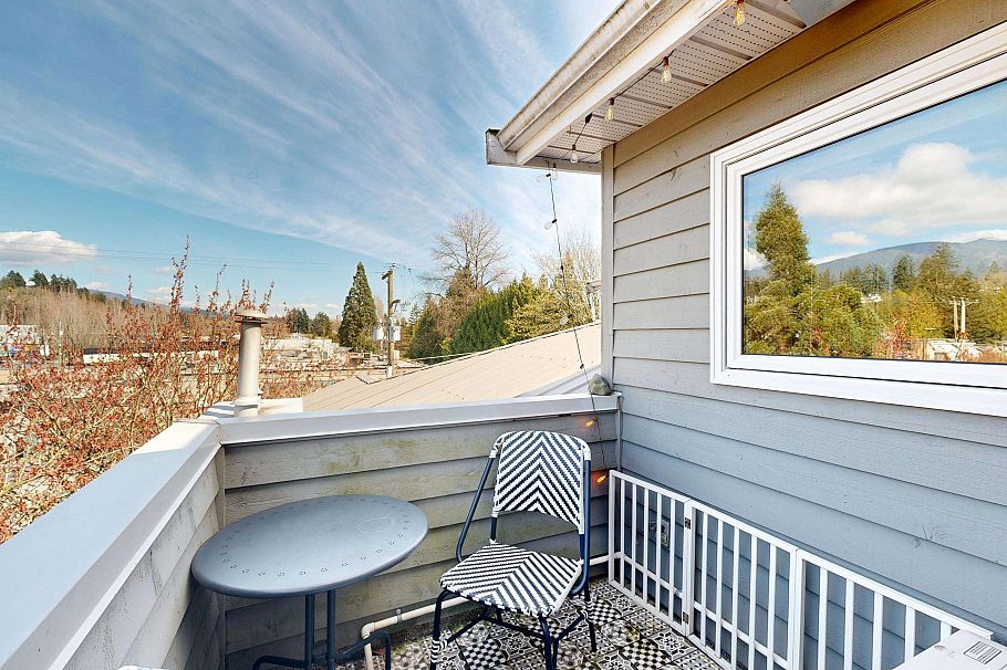 304 1528 Bowser Avenue North Vancouver, BC - 29