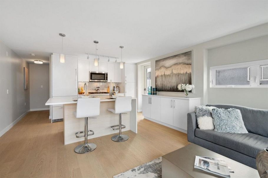 2512 Fraser Street Vancouver, BC - 17