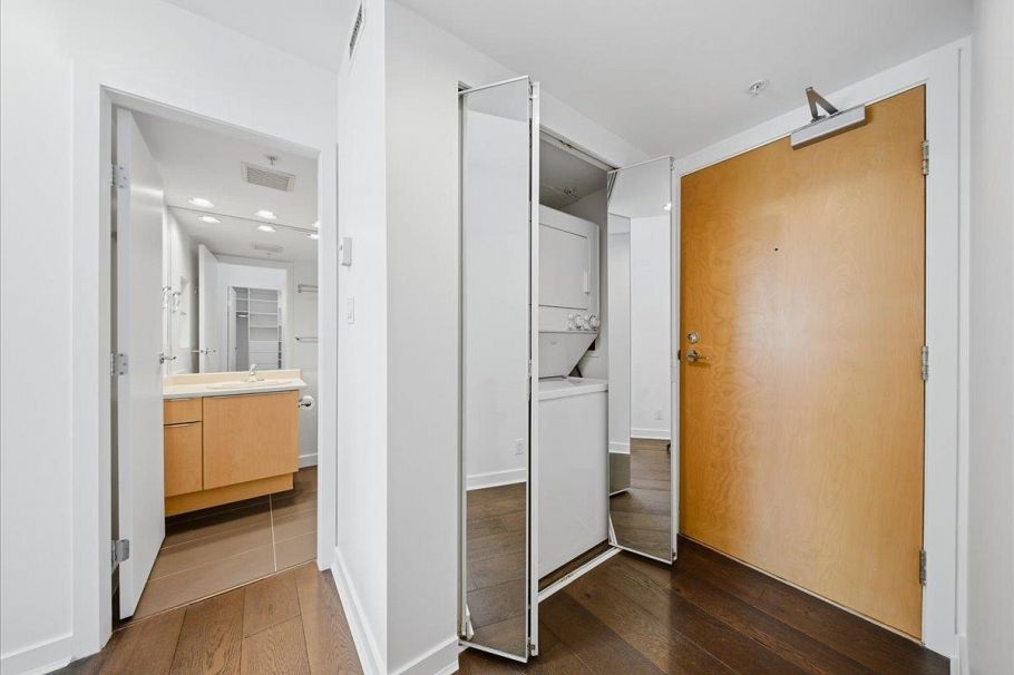 1107 1003 Pacific Street Vancouver, BC - 24