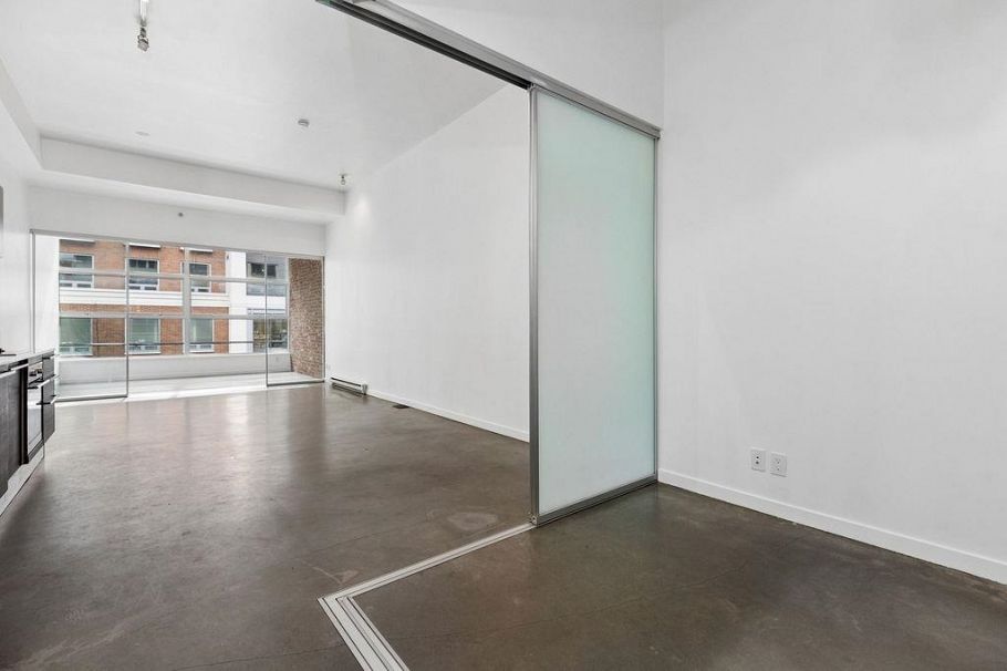 310 53 W Hastings Street Vancouver, BC - 23