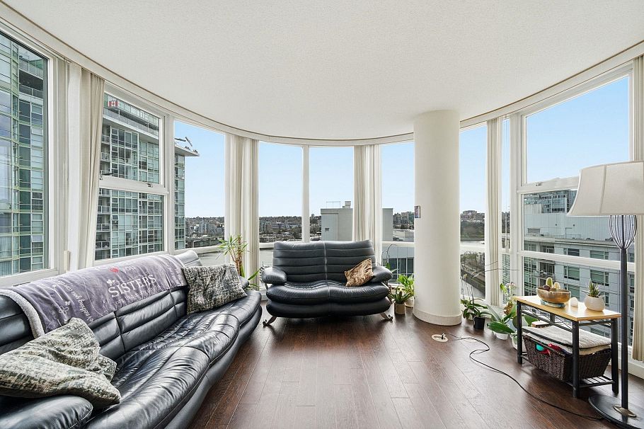 1808 193 Aquarius Mews Vancouver, BC - 20