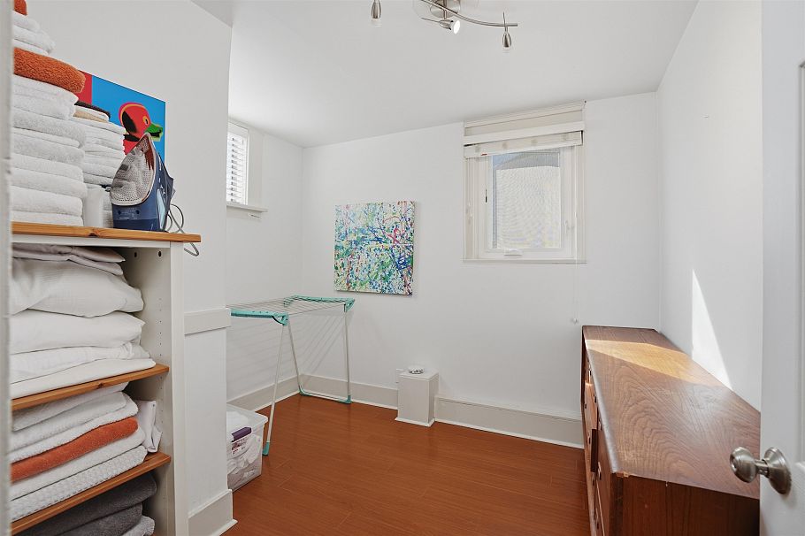 3350 W 3rd Avenue Vancouver, BC - 13