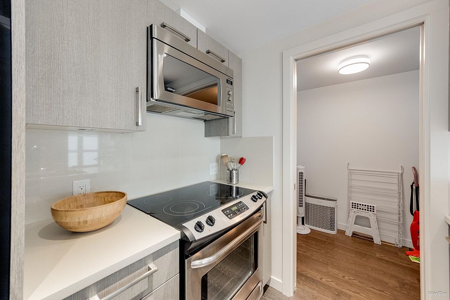 804 983 E Hastings Street Vancouver, BC - 9