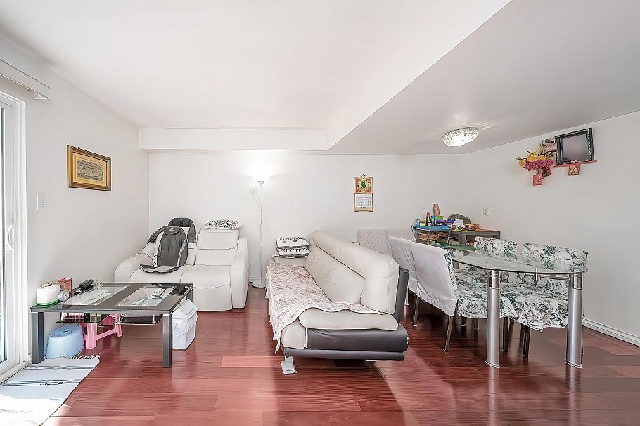6866 Arlington Street Vancouver, BC - 6