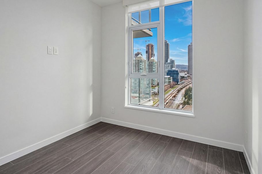 2009 4168 Lougheed Highway Burnaby, BC - 24