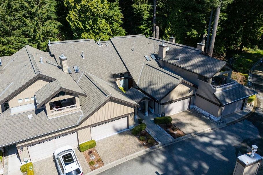 29 1550 Larkhall Crescent North Vancouver, BC - 3