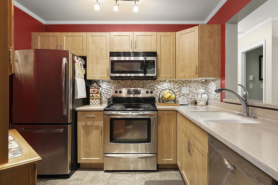 E102 628 W 12th Avenue Vancouver, BC - 3