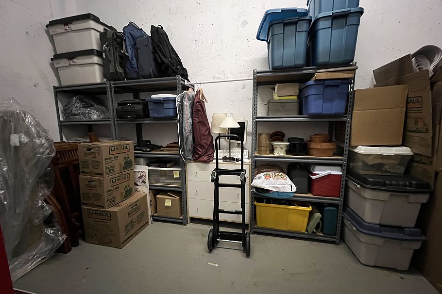 2420 Sasamat Street Vancouver, BC - 38