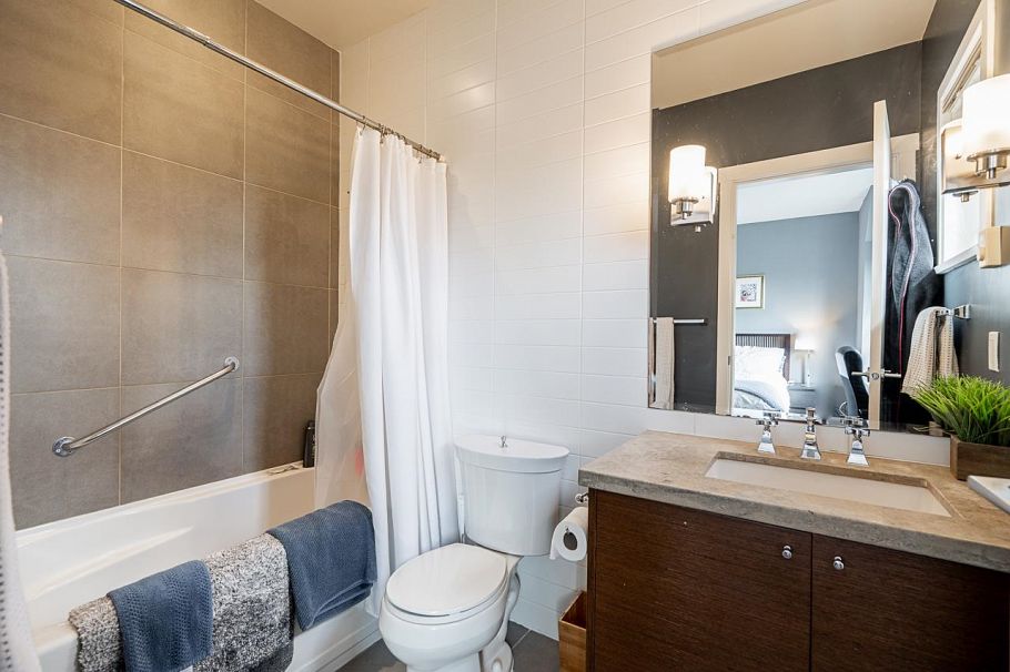 991 W 38th Avenue Vancouver, BC - 25