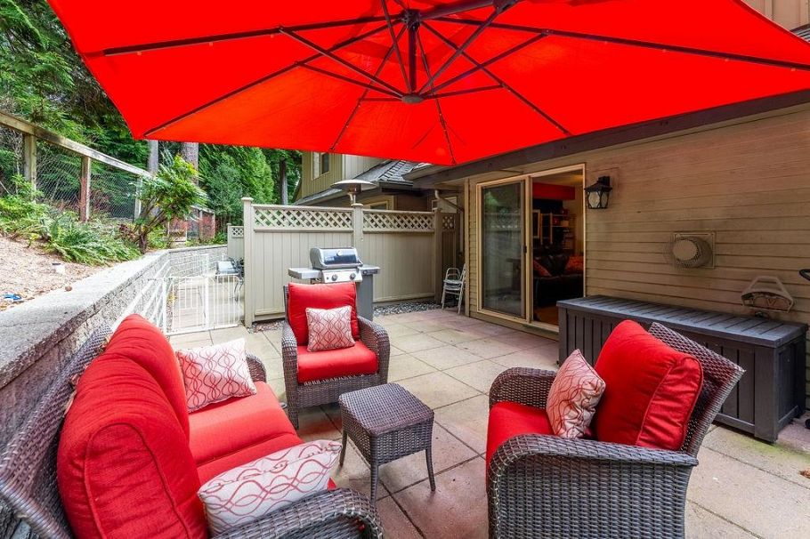 29 1550 Larkhall Crescent North Vancouver, BC - 29