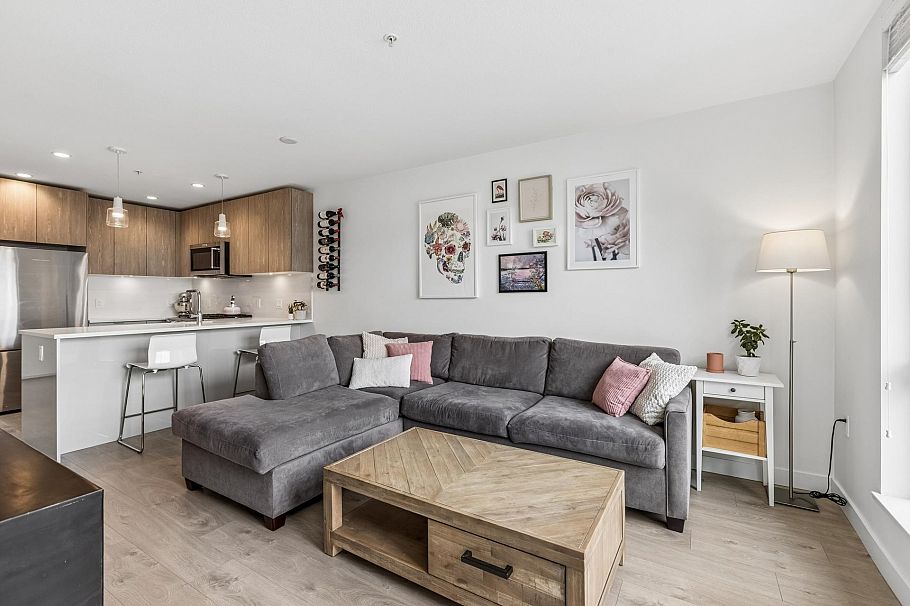 511 108 E 8th Street North Vancouver, BC - 5