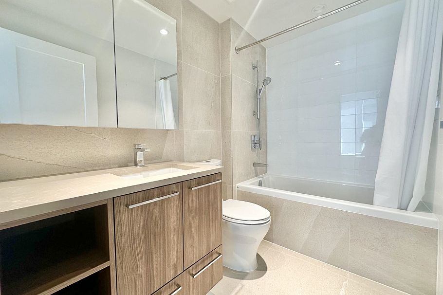 1005 3280 Corvette Way Richmond, BC - 9