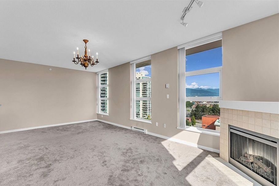 1202 189 National Avenue Vancouver, BC - 3