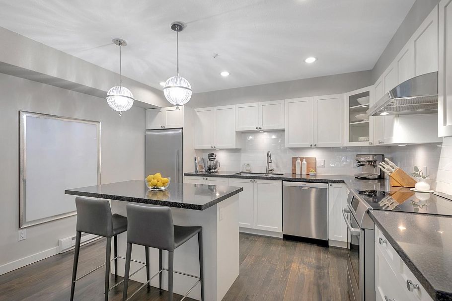 796 W 15th Avenue Vancouver, BC - 7