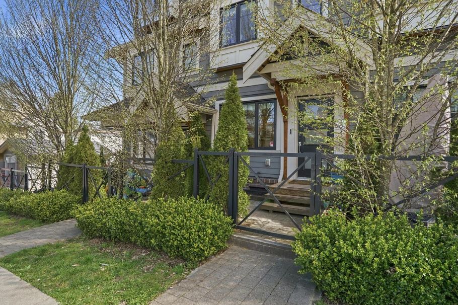 2468 St. Catherines Street Vancouver, BC - 1