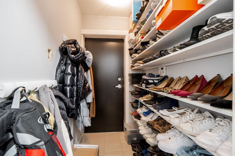 991 W 38th Avenue Vancouver, BC - 30