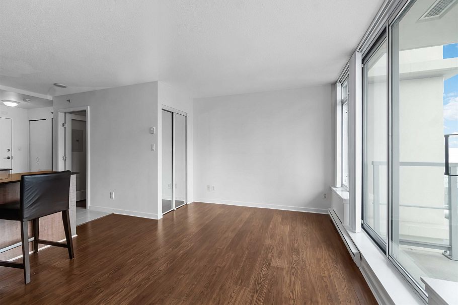 1311 610 Granville Street Vancouver, BC - 21