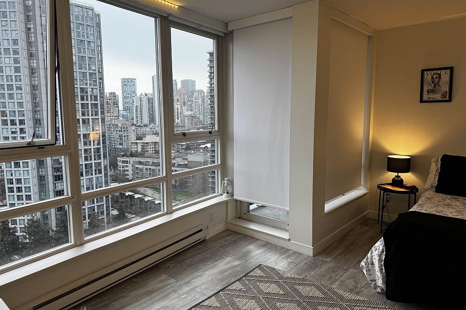 2201 939 Expo Boulevard Vancouver, BC - 25