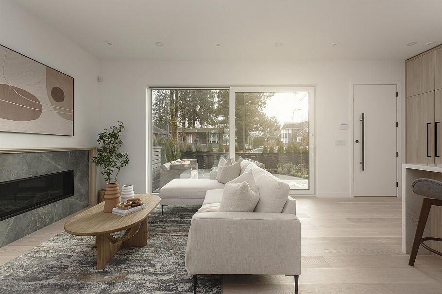 1 2755 W 11th Avenue Vancouver, BC - 11