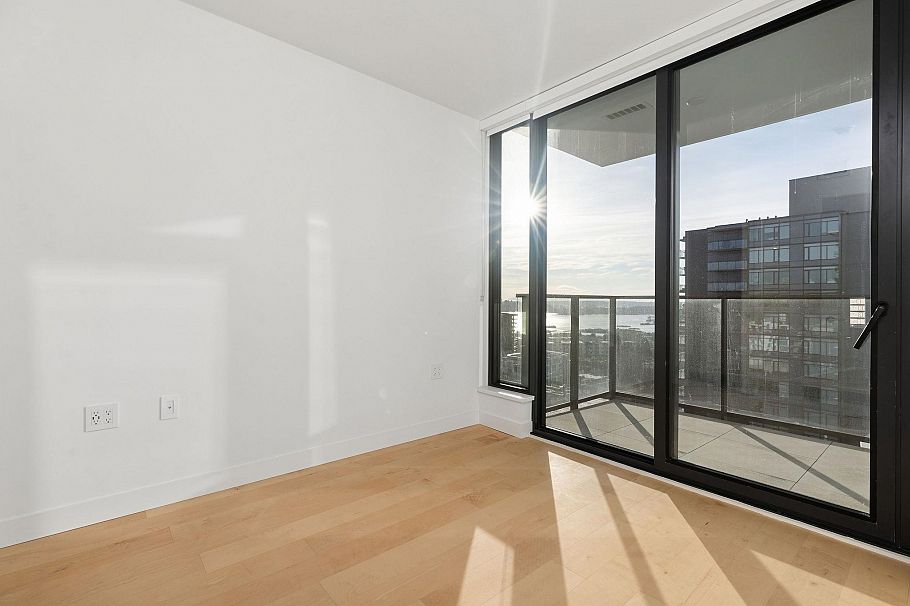 1004 135 E 13th Street North Vancouver, BC - 14