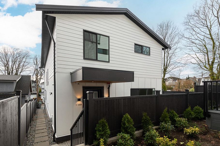 1 3506 E Pender Street Vancouver, BC - 26