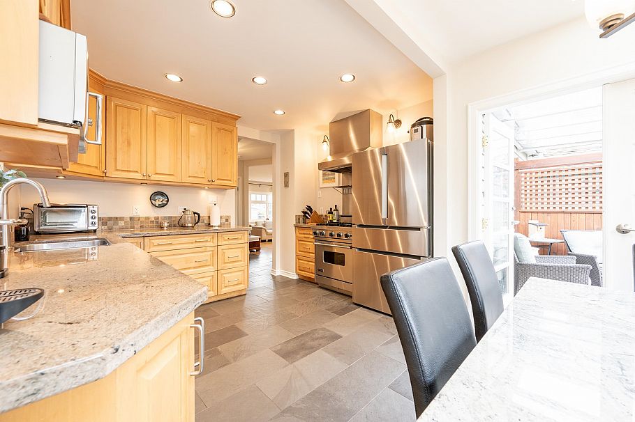 4047 W 32nd Avenue Vancouver, BC - 6
