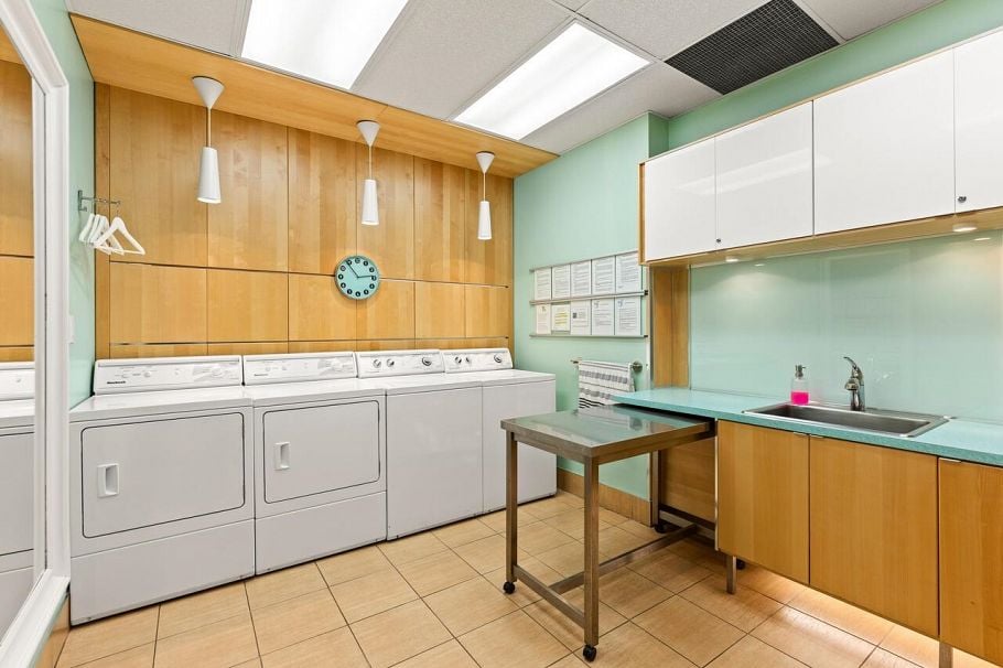 304 1975 Pendrell Street Vancouver, BC - 18