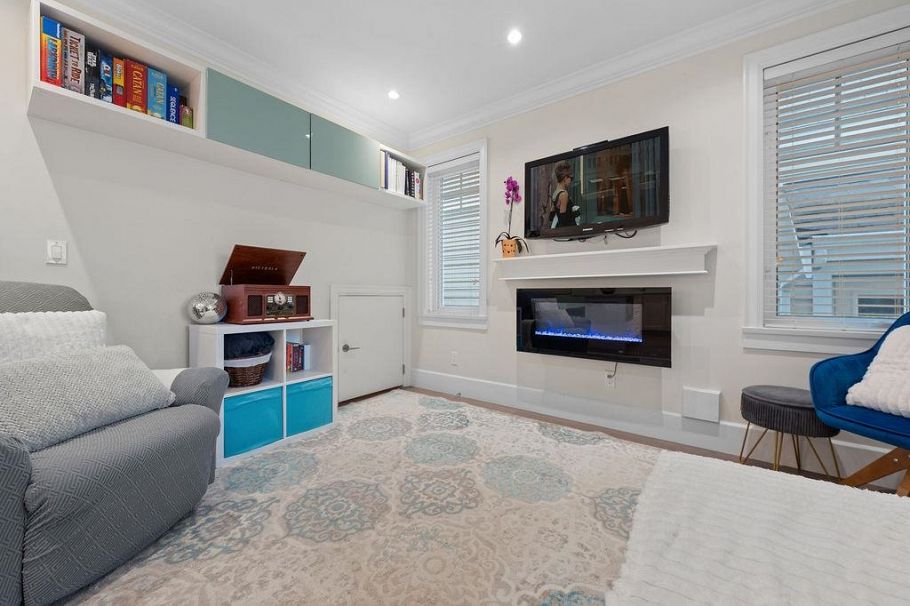 5681 Killarney Street Vancouver, BC - 14