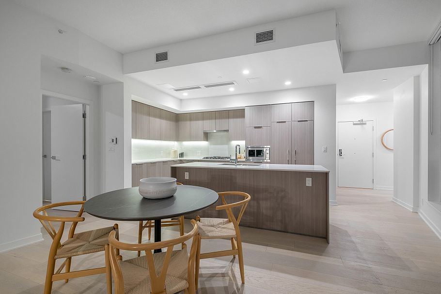 2602 1401 Hunter Street North Vancouver, BC - 11