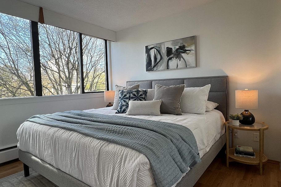 503 1740 Comox Street Vancouver, BC - 5