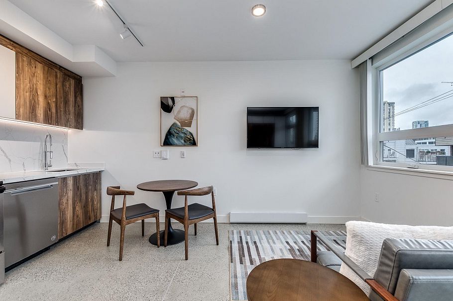 104 1170 BARCLAY STREET, Vancouver BC V6E 1H1 Vancouver, BC - 1