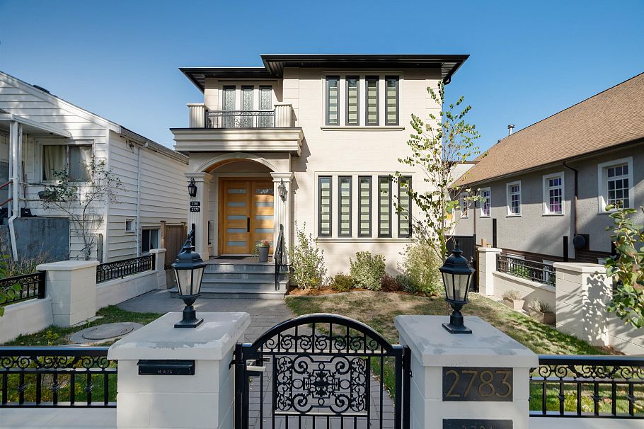 2783 E 27th Avenue Vancouver, BC - 38