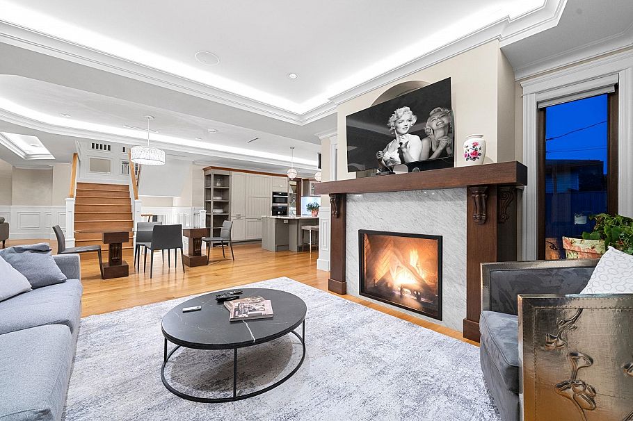 2809 Edgemont Boulevard North Vancouver, BC - 18