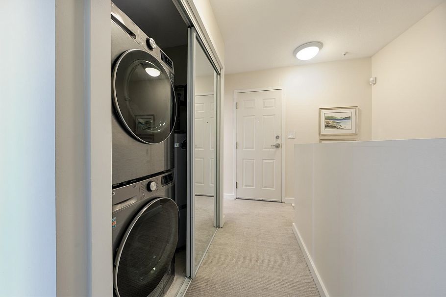 796 W 15th Avenue Vancouver, BC - 27