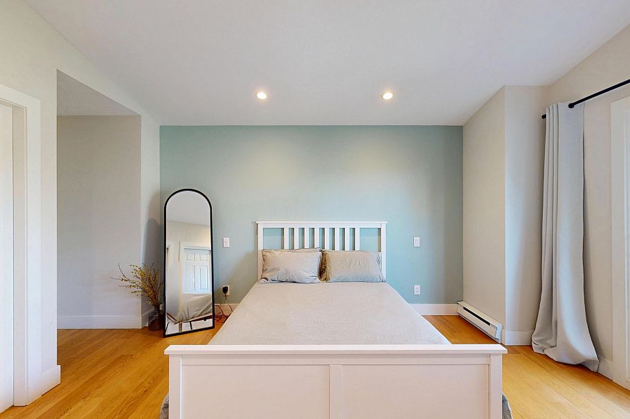 304 1528 Bowser Avenue North Vancouver, BC - 17