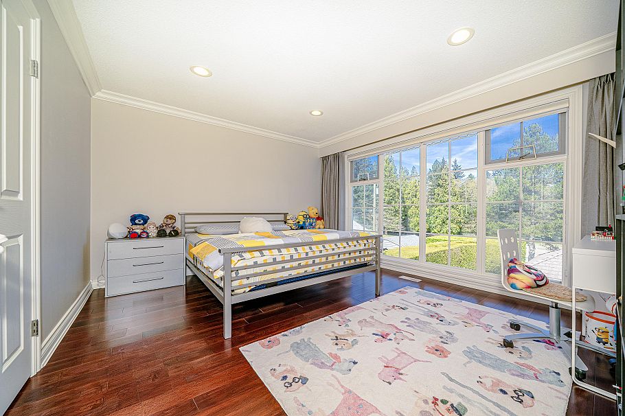 4049 W 27th Avenue Vancouver, BC - 18