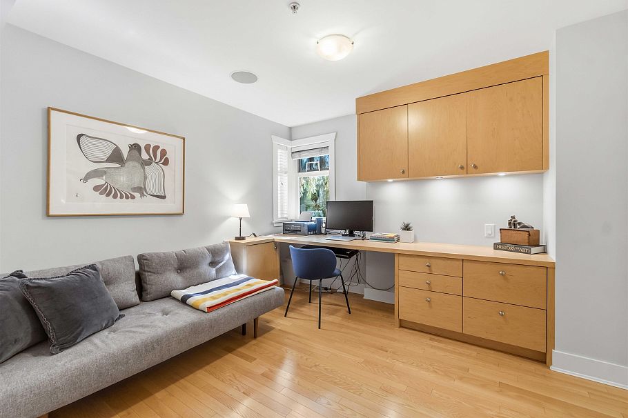 2420 Sasamat Street Vancouver, BC - 21