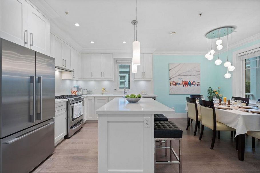 5681 Killarney Street Vancouver, BC - 11