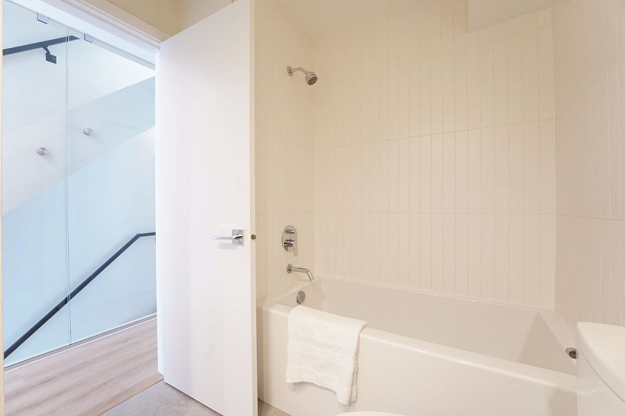 331 Garden Drive Vancouver, BC - 16