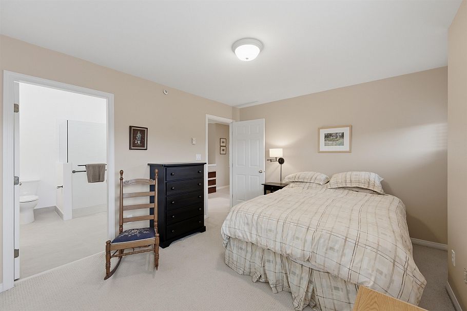 3428 W 7th Avenue Vancouver, BC - 26