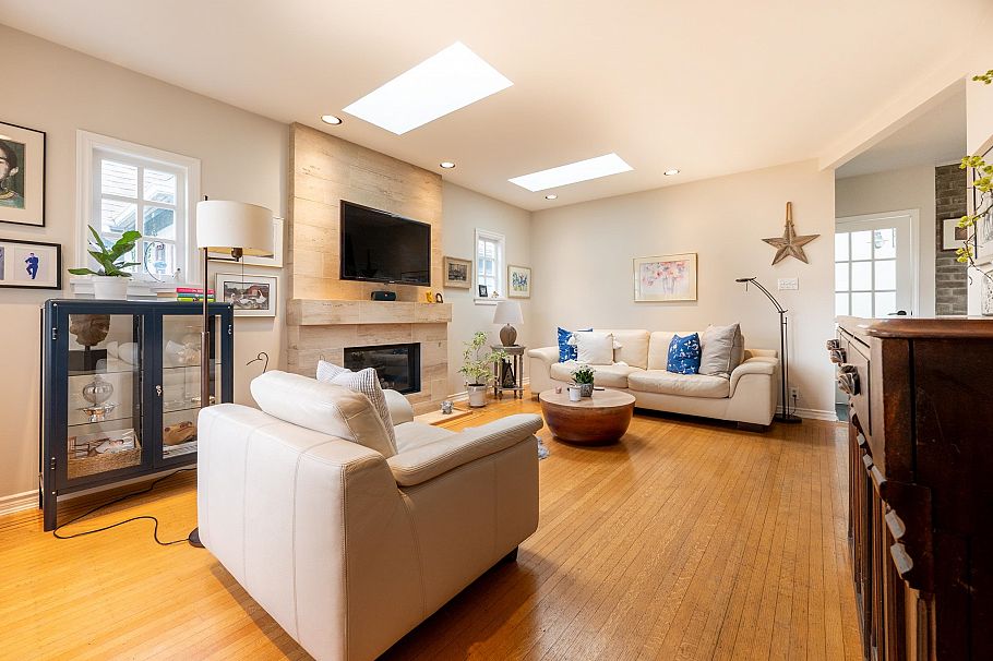 4047 W 32nd Avenue Vancouver, BC - 2